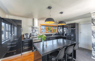 11 Pringle Street, Waimataitai