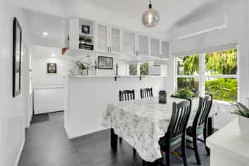 9 Madison Place, Dinsdale