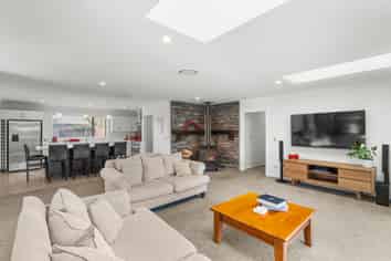 9 Woodlaw Crescent, Prebbleton