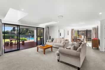 9 Woodlaw Crescent, Prebbleton