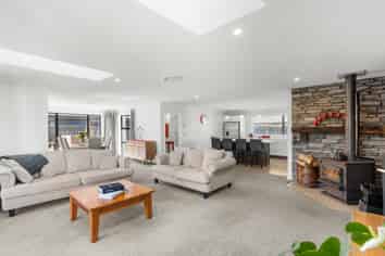 9 Woodlaw Crescent, Prebbleton