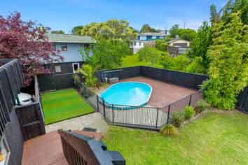 8 Anich Road, Massey