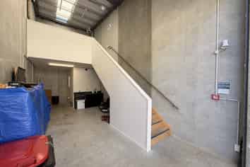 Motivated owners asking $200,000 + GST (if any)