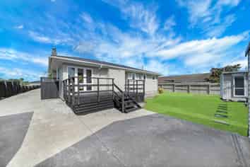 15A Halsey Road, Manurewa