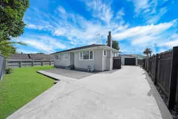 15A Halsey Road, Manurewa
