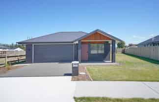 18 Foster Place, Amberley