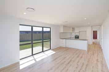 18 Foster Place, Amberley