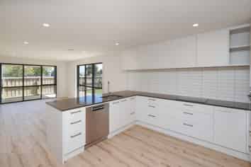 18 Foster Place, Amberley