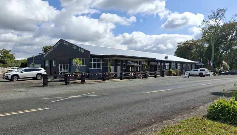 483 Peake Road, Cambridge