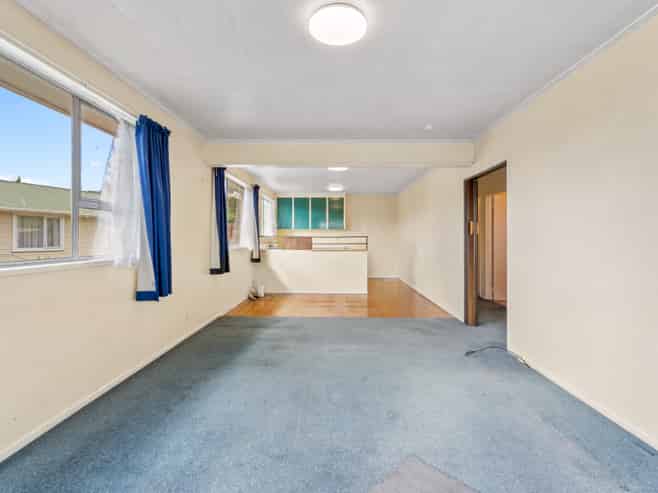 106 Mulford Street, Concord