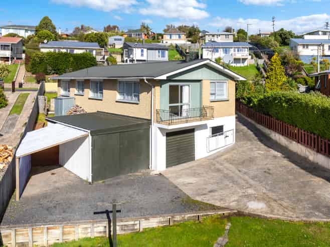 106 Mulford Street, Concord