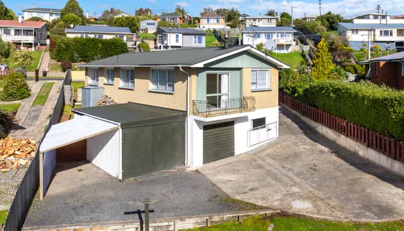 106 Mulford Street, Concord