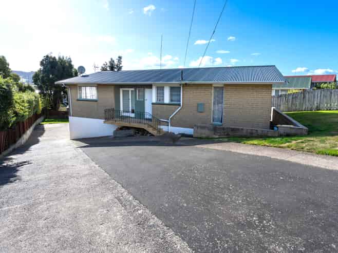 106 Mulford Street, Concord