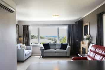 8  Tobruk Road , Wellsford