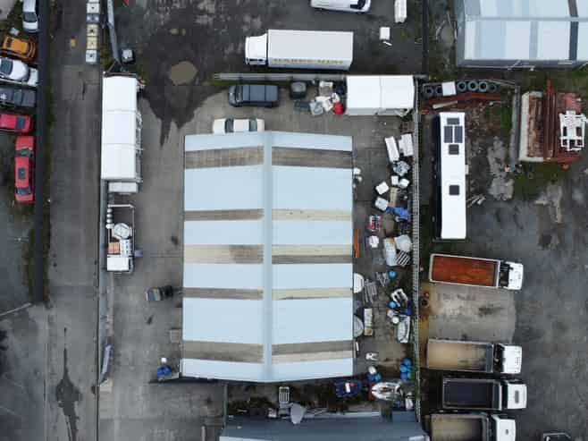 Highly functional warehouse and secure yard