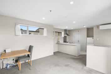 10/9 Cameron Street, Sydenham