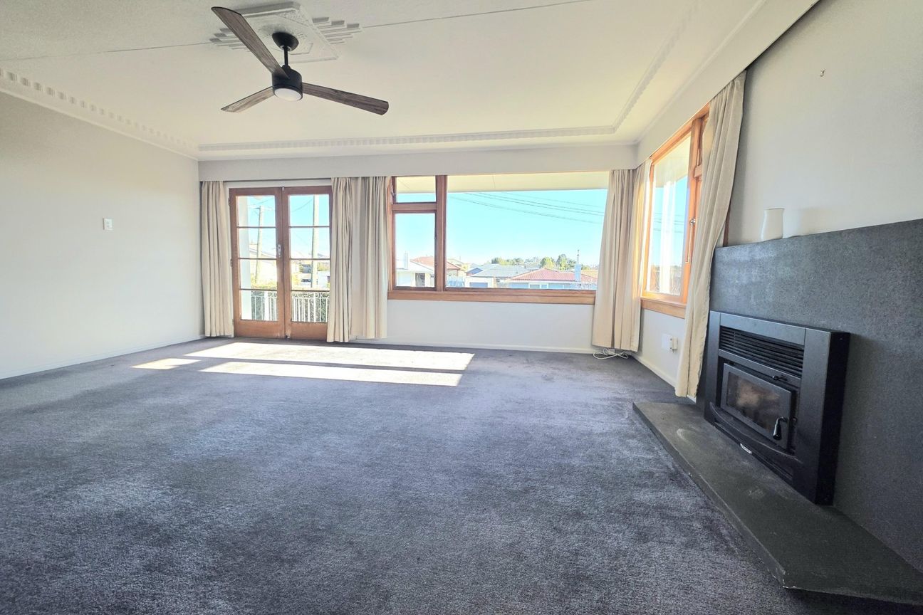 Modern Living Made Easy in a Quiet Setting - Vista 6