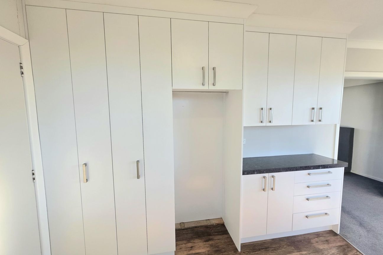 Modern Living Made Easy in a Quiet Setting - Vista 5