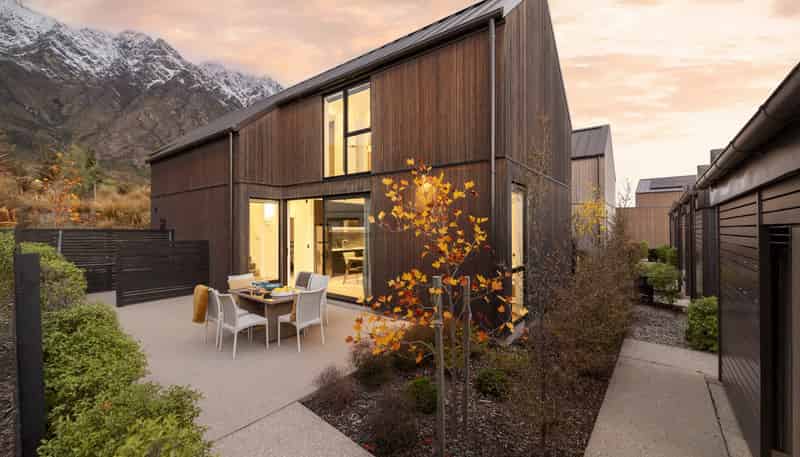 5 Escalator Avenue, Jacks Point