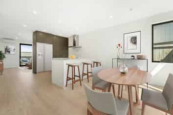 9 Pohorama Lane, Conifer Grove