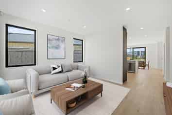 9 Pohorama Lane, Conifer Grove