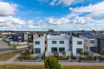 9 Pohorama Lane, Conifer Grove