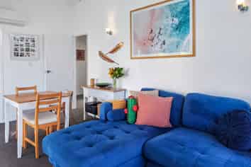 B/36 Widmore Drive,, Massey