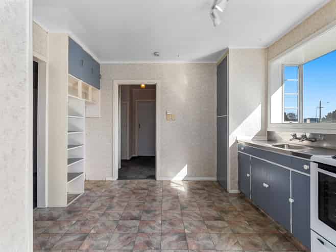 41 College Road, Edgecumbe