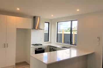 2/4 Heath Street, Saint Andrews