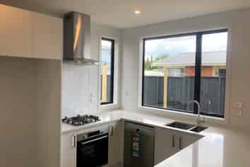 2/4 Heath Street, Saint Andrews