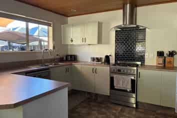 9B Sunshine Court, Cromwell