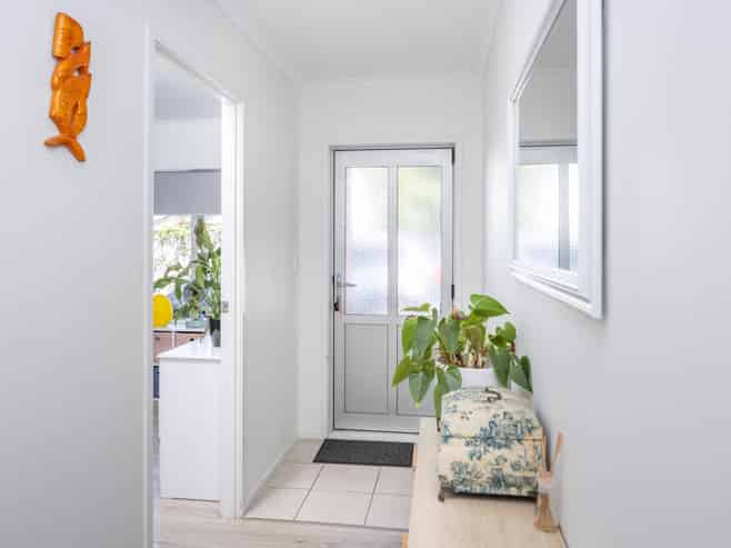 25D Tuhikaramea Road, Dinsdale