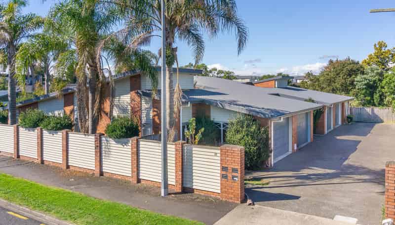 25D Tuhikaramea Road, Dinsdale