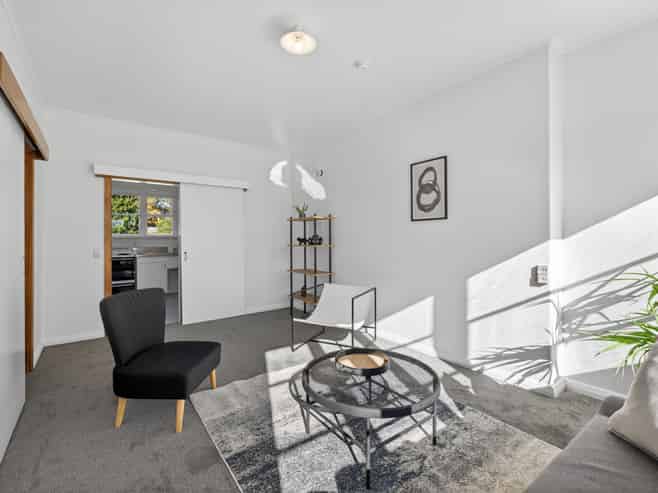 9 Rowe Place, Burwood