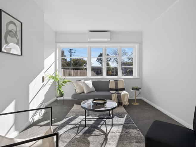 9 Rowe Place, Burwood