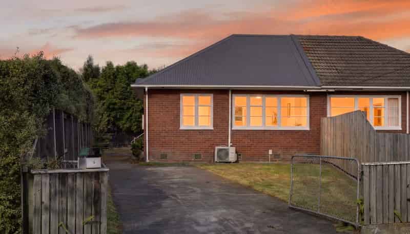 9 Rowe Place, Burwood