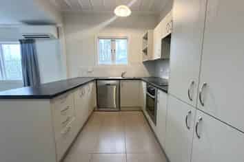 72B Gladstone Road, Parnell