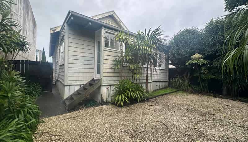 72B Gladstone Road, Parnell