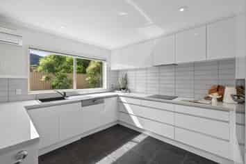 38 Cambria Street, The Wood