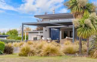 12 Flora Dora Parade, Lake Hawea