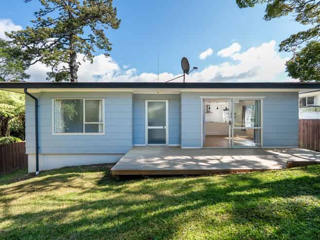 2/8 Thistledew Place, Bayview