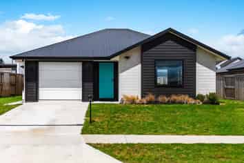 42 Maunganamu Drive, Wharewaka