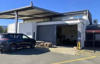 Multi - Use warehouse