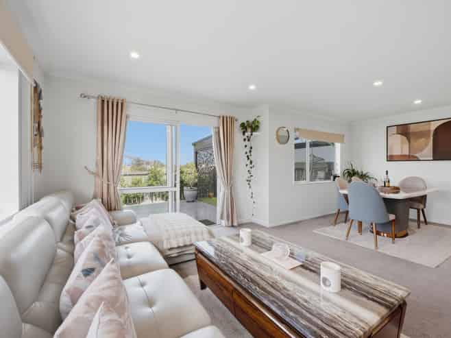 2 Kutukutu Street, Takanini