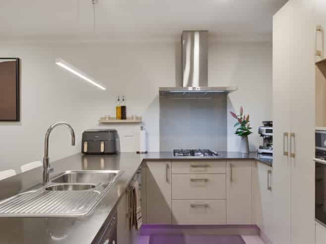 2 Kutukutu Street, Takanini