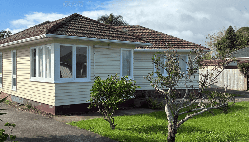 58A Sutton Crescent, Papakura