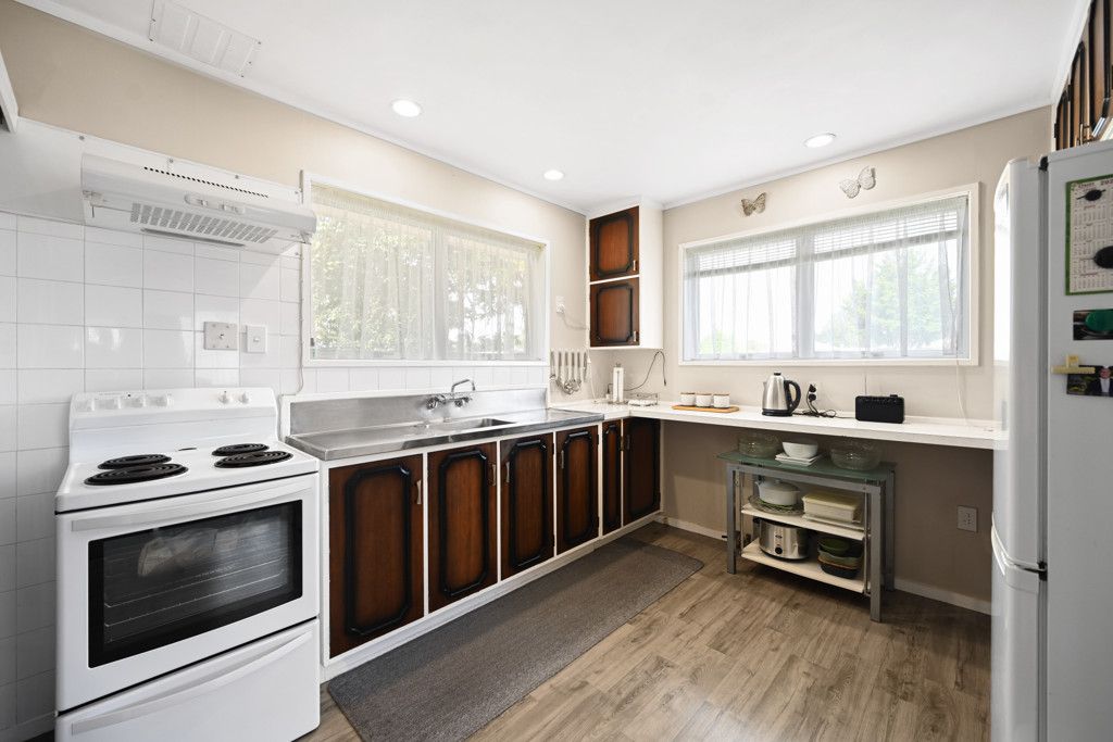 Immaculate Home in Top Location! - Więcej