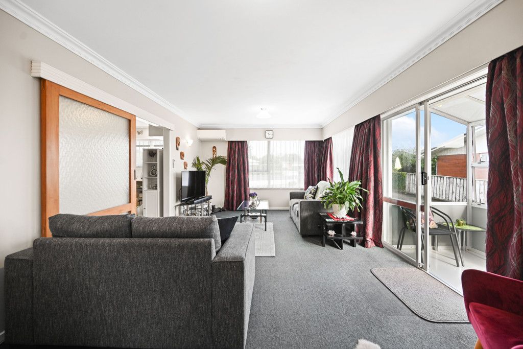 Immaculate Home in Top Location! - Widok 4