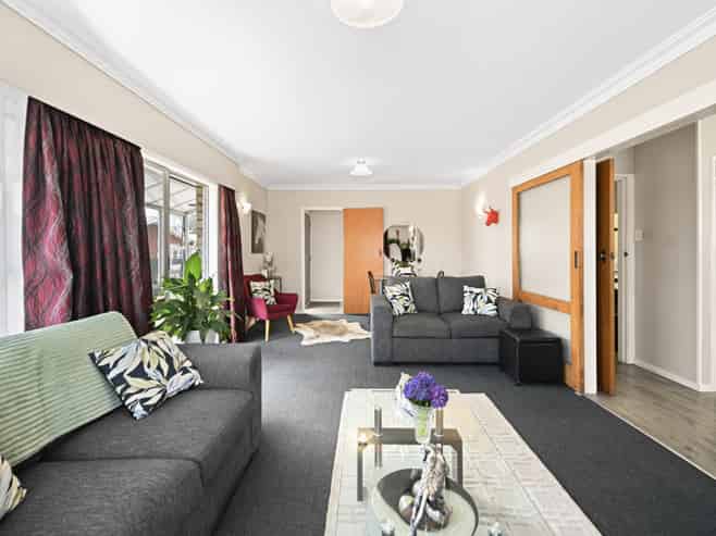 339 Cambridge Road, Hillcrest