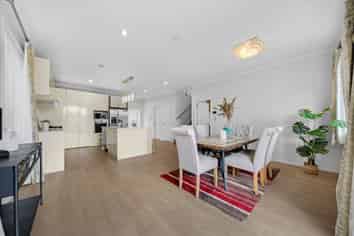 5 Moville Drive, Flat Bush